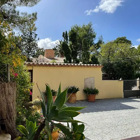 Casa Vieja *